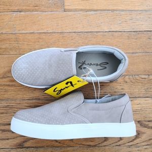 Gemini By Seven7 Taupe Fashion Sneakers Size 8 NEW